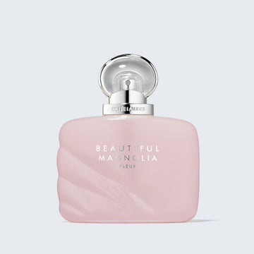 Beautiful magnolia fleur