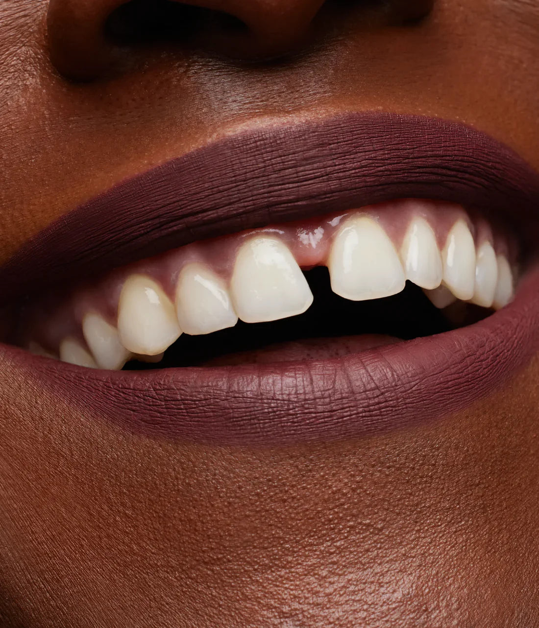 Liquid Matte Ultra-Comfort Transfer-Proof Lipstick
