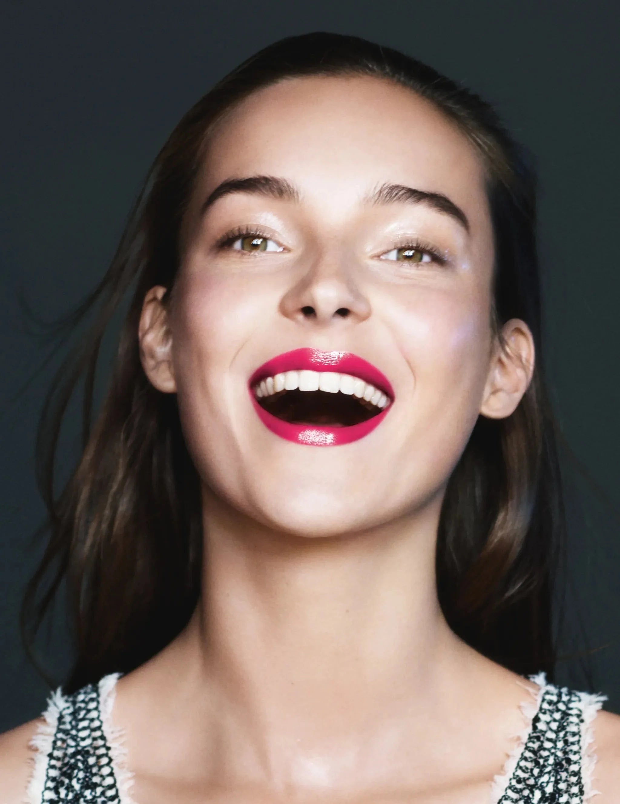 Ecstasy Shine Excess Shine & Care Lip Color